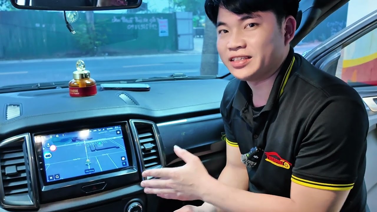 Loa Focal lắp cho xe Toyota Altis: Nghe muốn rơi nước mắt vì hay